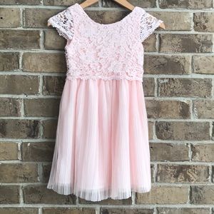 H&M beautiful girls dress